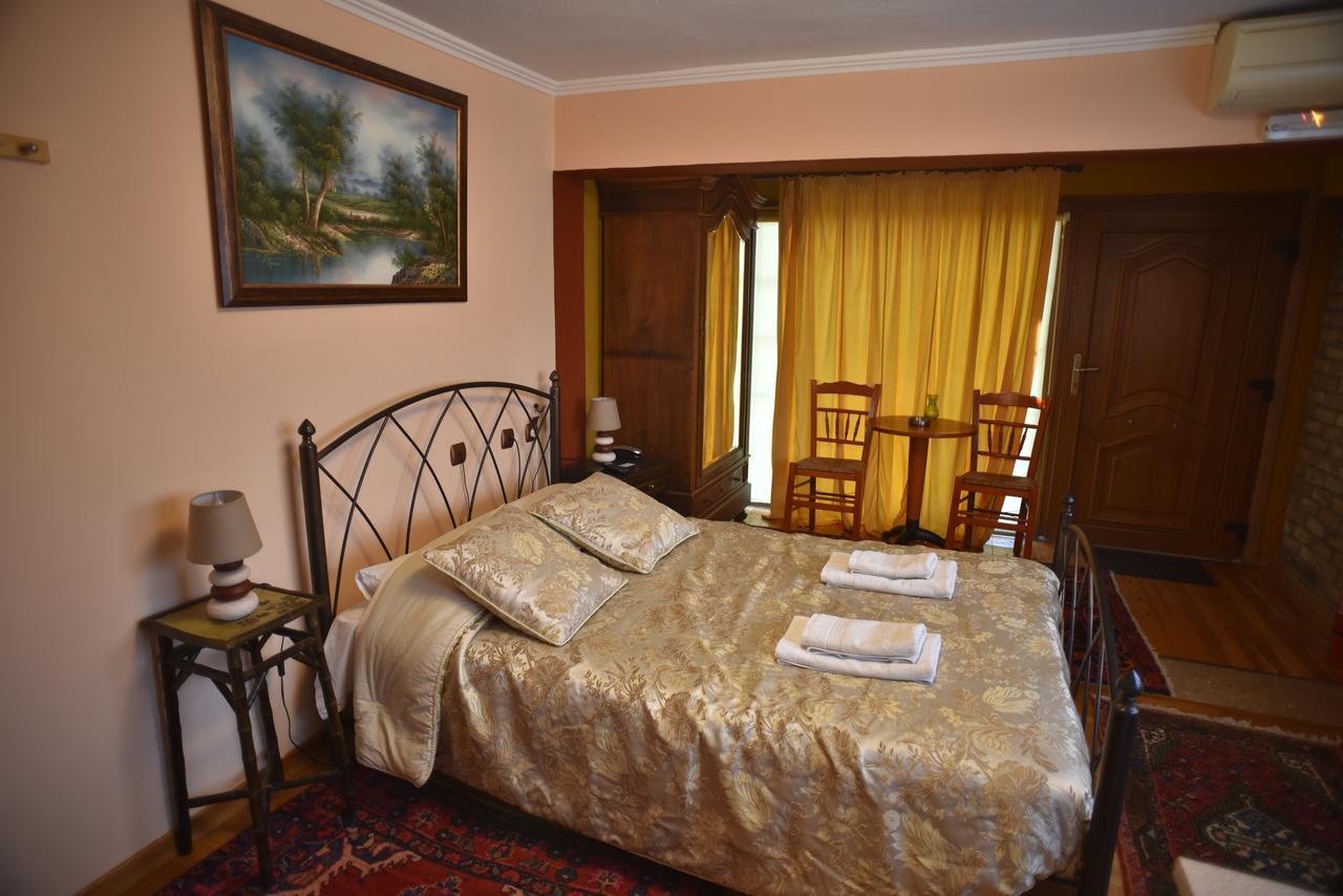 Santa Marina Guesthouse Káto Loutrákion Zewnętrze zdjęcie
