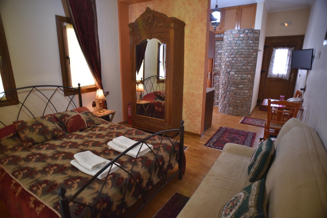 Santa Marina Guesthouse Káto Loutrákion Zewnętrze zdjęcie