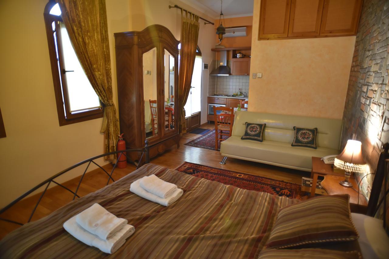 Santa Marina Guesthouse Káto Loutrákion Zewnętrze zdjęcie