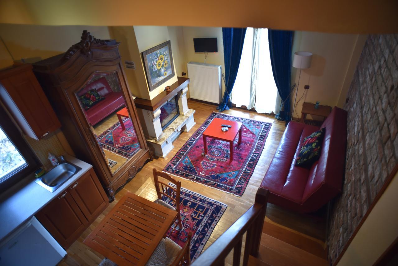 Santa Marina Guesthouse Káto Loutrákion Zewnętrze zdjęcie