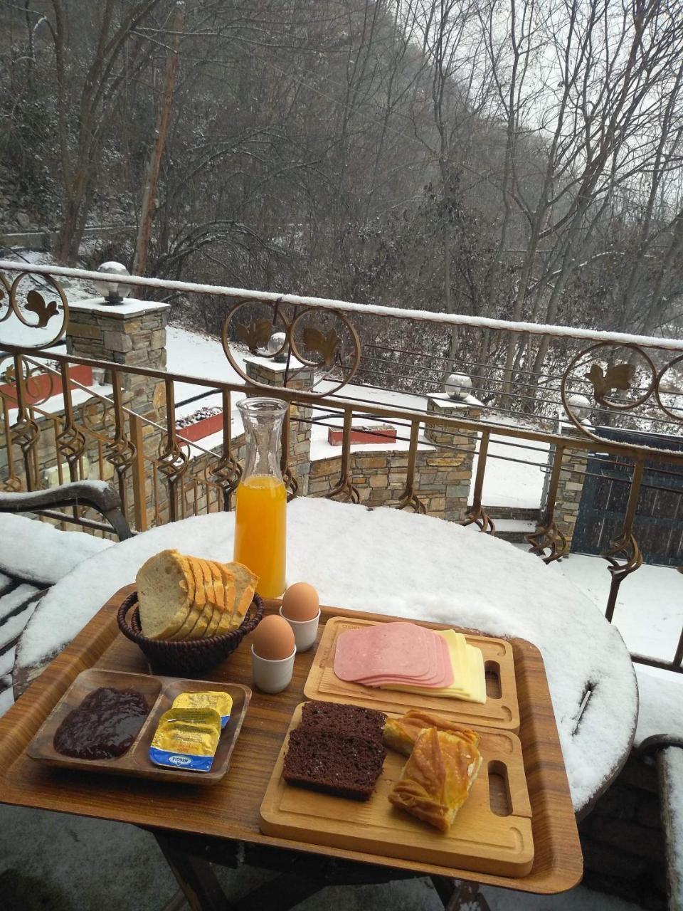 Santa Marina Guesthouse Káto Loutrákion Zewnętrze zdjęcie