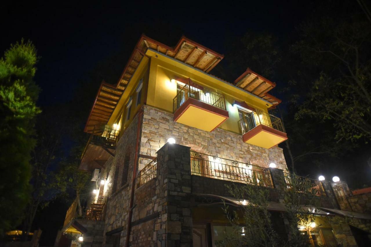Santa Marina Guesthouse Káto Loutrákion Zewnętrze zdjęcie