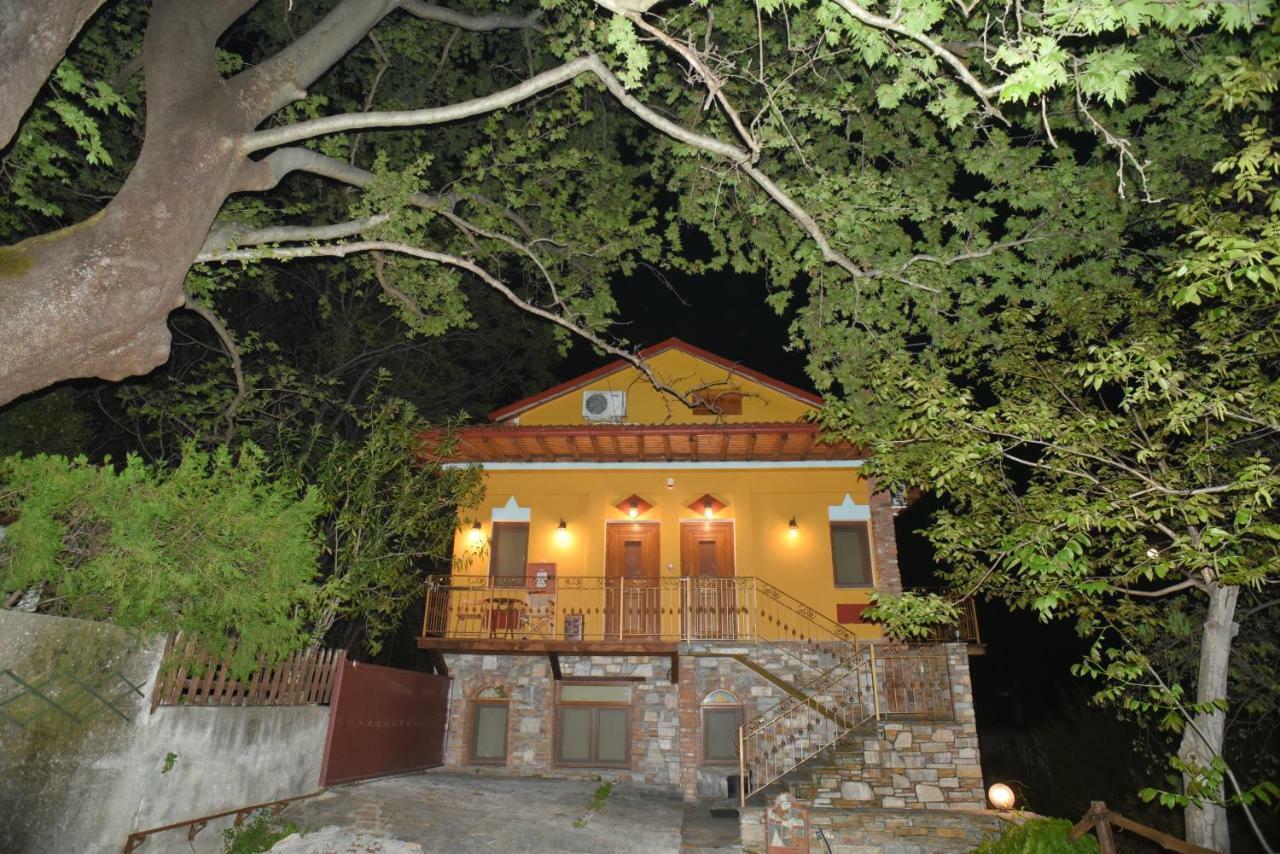 Santa Marina Guesthouse Káto Loutrákion Zewnętrze zdjęcie