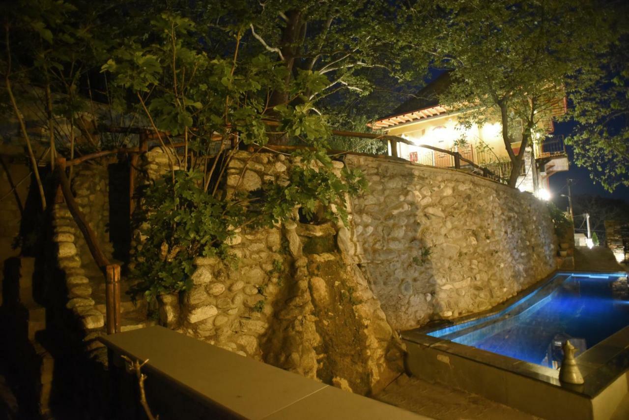 Santa Marina Guesthouse Káto Loutrákion Zewnętrze zdjęcie