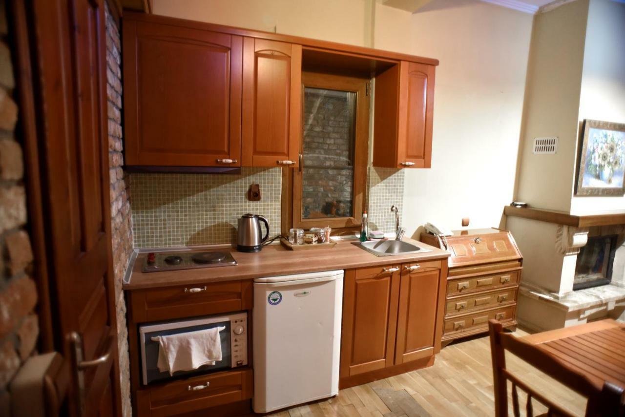 Santa Marina Guesthouse Káto Loutrákion Zewnętrze zdjęcie