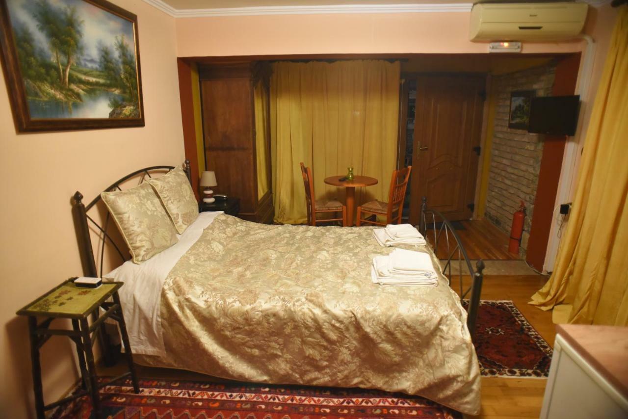 Santa Marina Guesthouse Káto Loutrákion Zewnętrze zdjęcie