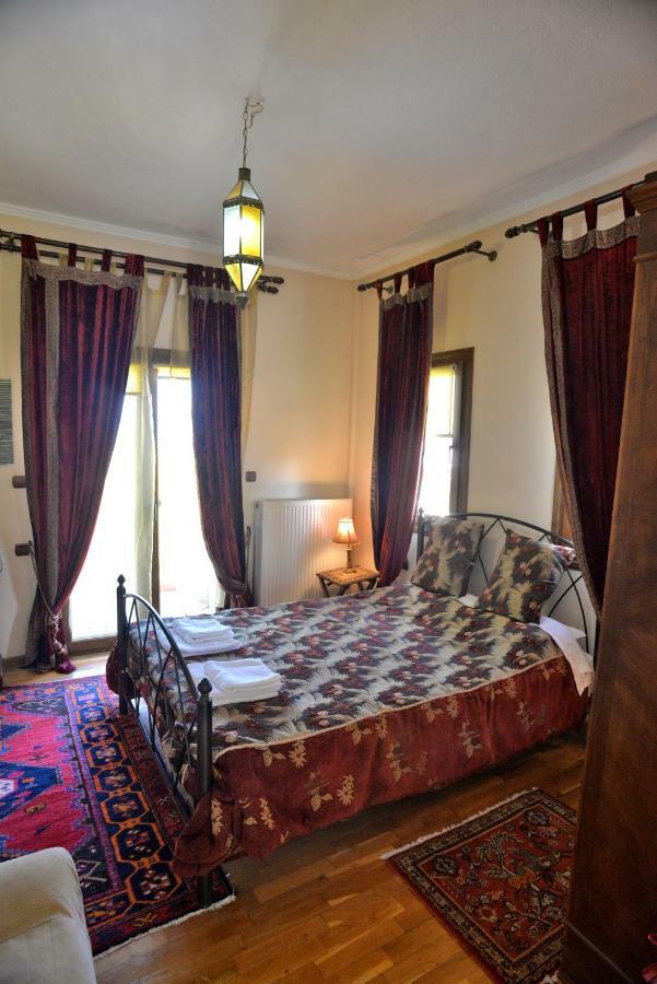 Santa Marina Guesthouse Káto Loutrákion Zewnętrze zdjęcie