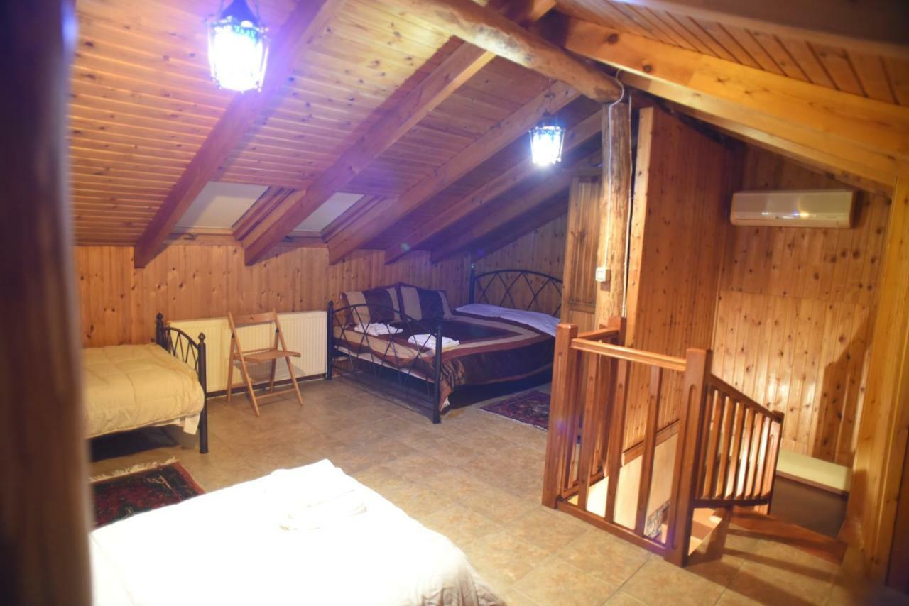 Santa Marina Guesthouse Káto Loutrákion Zewnętrze zdjęcie